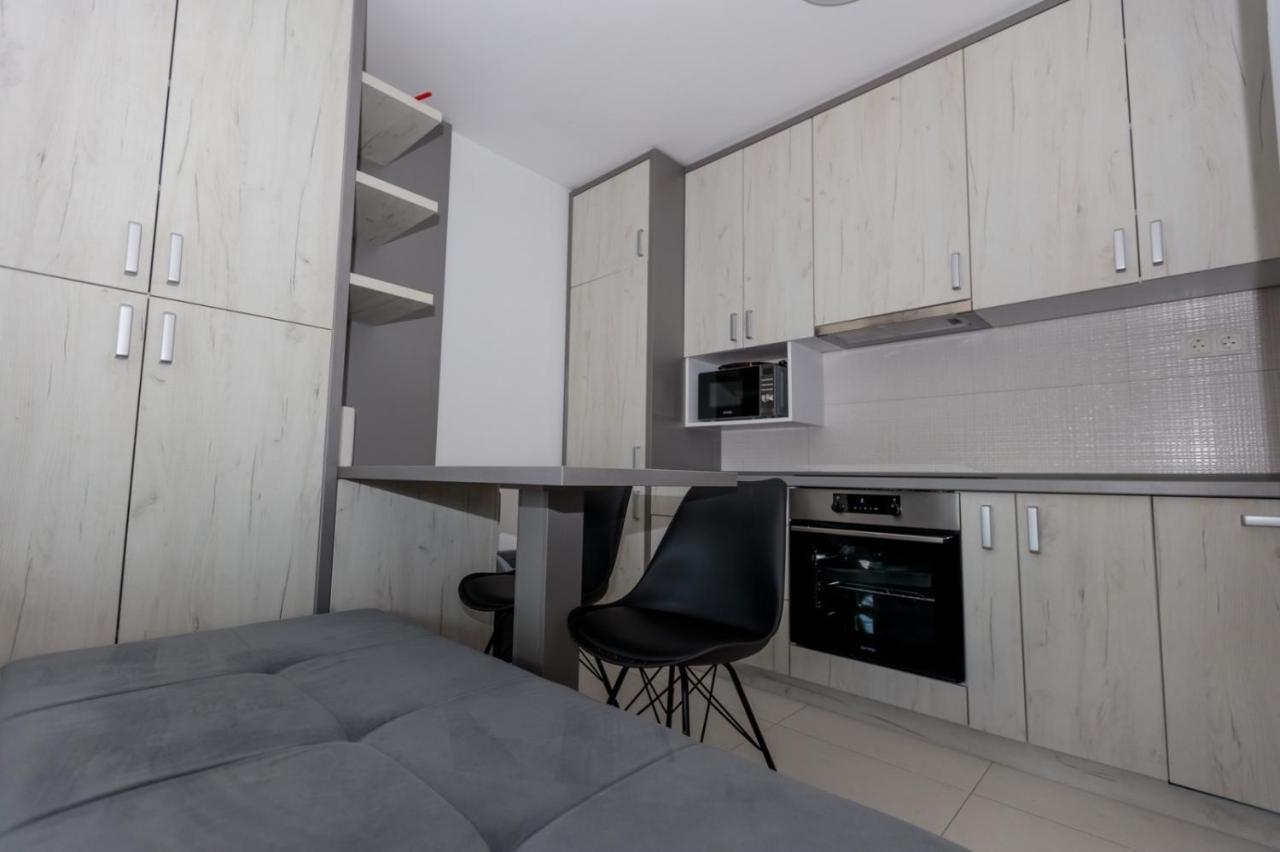 Apartman Skver 투즐라 외부 사진