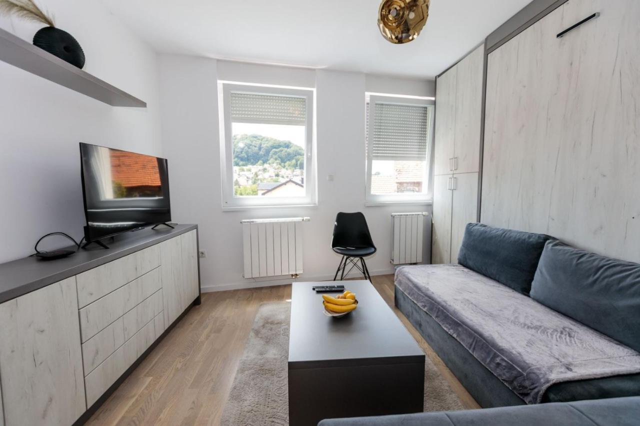 Apartman Skver 투즐라 외부 사진